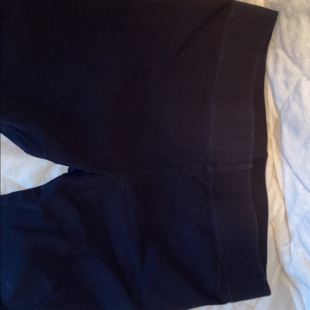 Lou & Grey black leggings